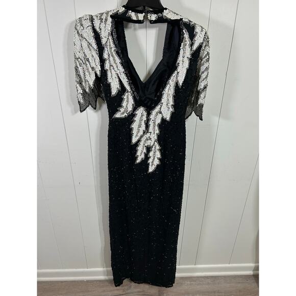 Vintage No Label 80's Sequin Formal Gown. With Slit. Size 0-2. Black and White. - Picture 3 of 11